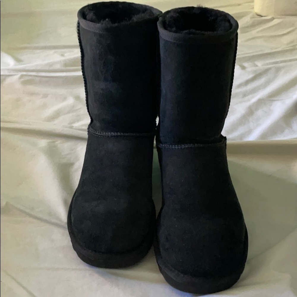 UGG Classic II Genuine Shearling Lined Short Boot